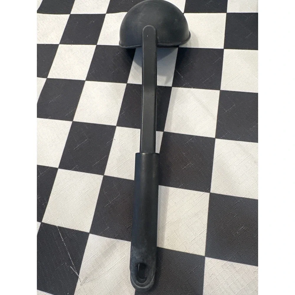 Black Kitchen Ladle Soup Spoon With Hanging Hole For Cooking